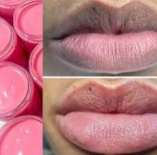 Baume a levres hydratant , gommant et eclaircissant aux plantes et acides des fruits rouges kiss me 2 pieces